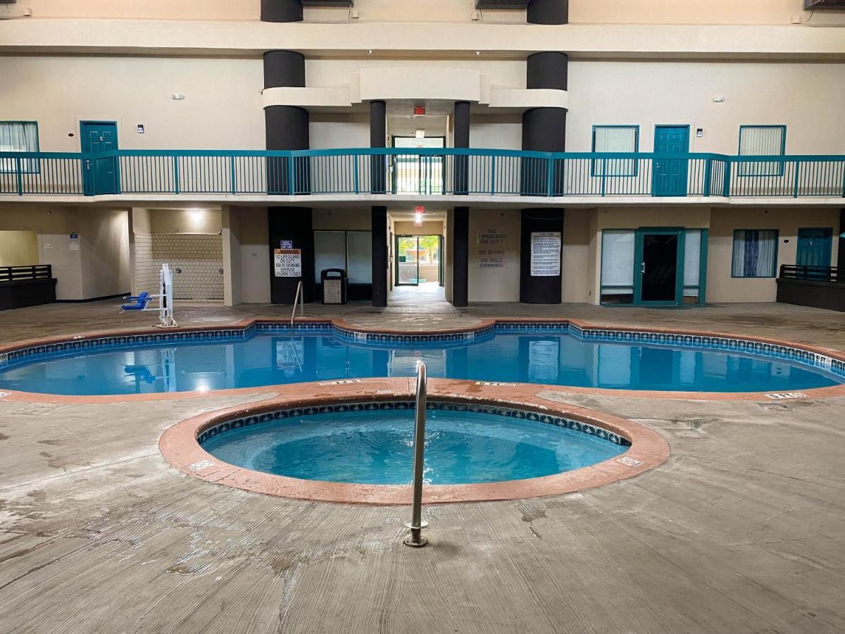 Motel 6 Savannah Ga Gateway & I95 Georgetown Екстериор снимка